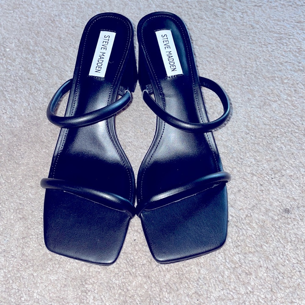 Steve Madden Lilah Block Heel Sandals New size 10